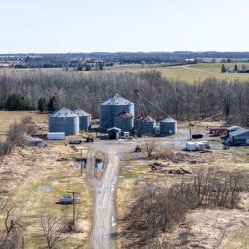 2788 Hwy 35 S, Lindsay