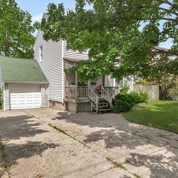 769 Chesterfield Ave, Peterborough